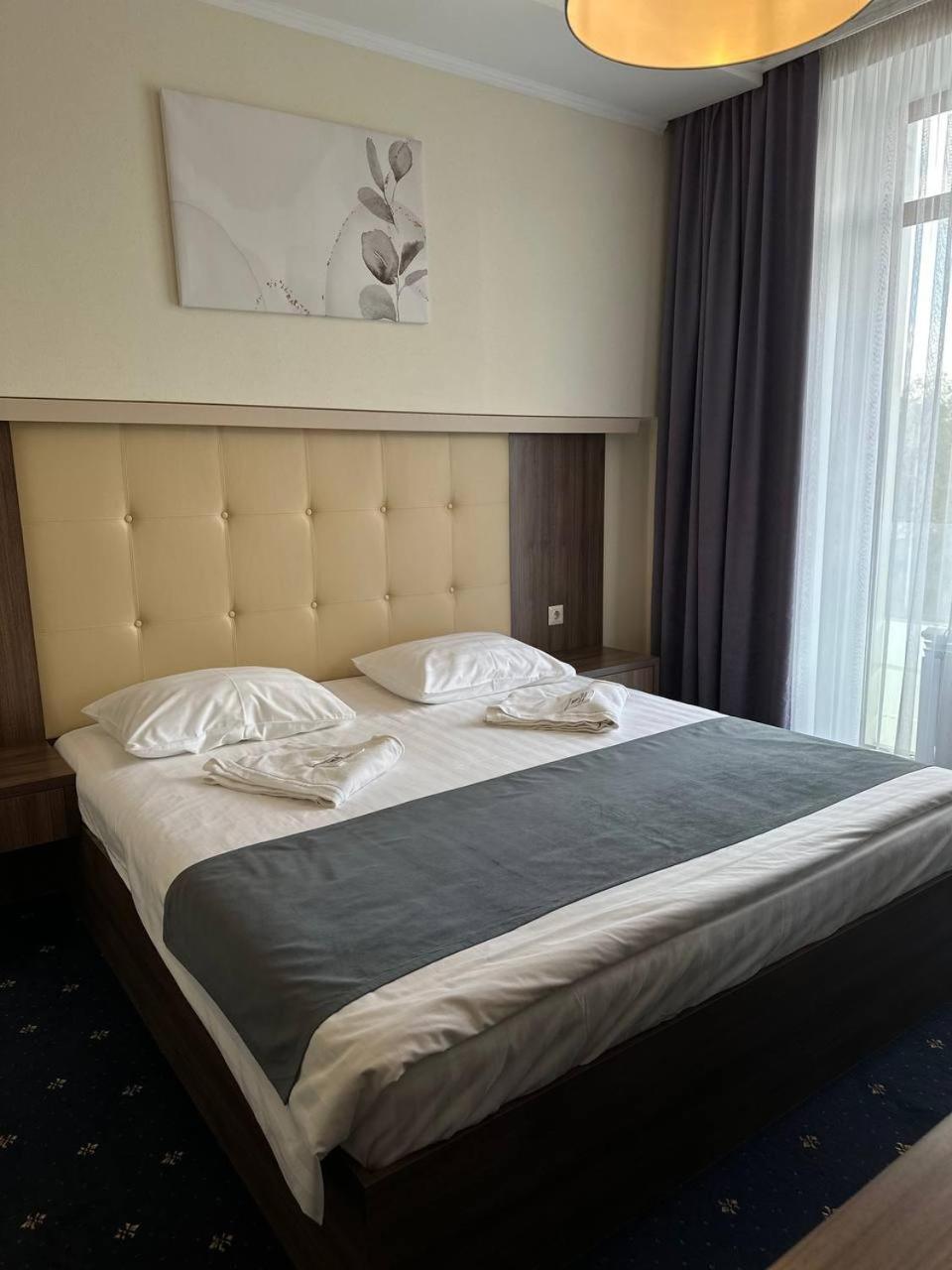 Sun Rise Inn Karagandy Extérieur photo
